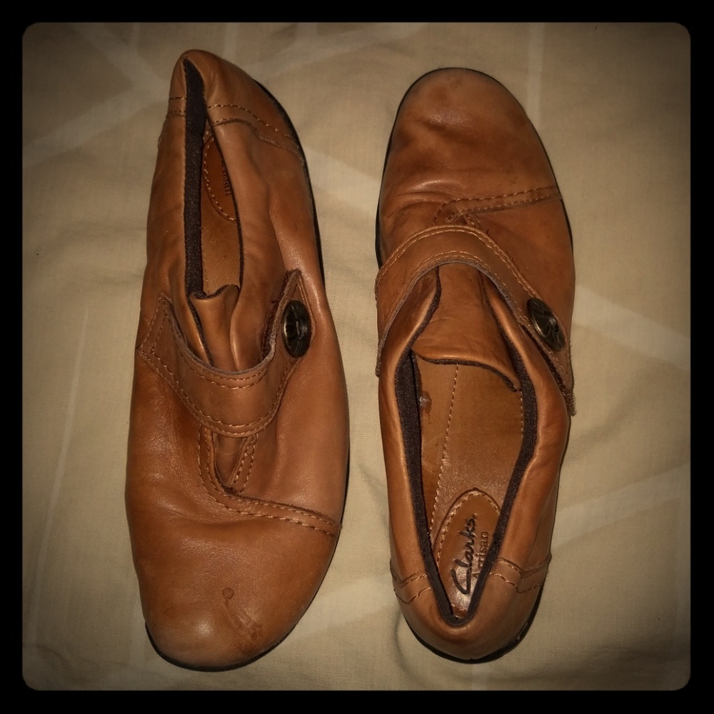 Leather upper loafer